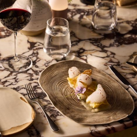 Sequoia-Lodge-Adelaide-Hills-Adults-Retreat-dining-at-mount-lofty-estate-10