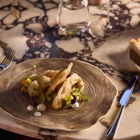Sequoia-Lodge-Adelaide-Hills-Adults-Retreat-dining-at-mount-lofty-estate-3